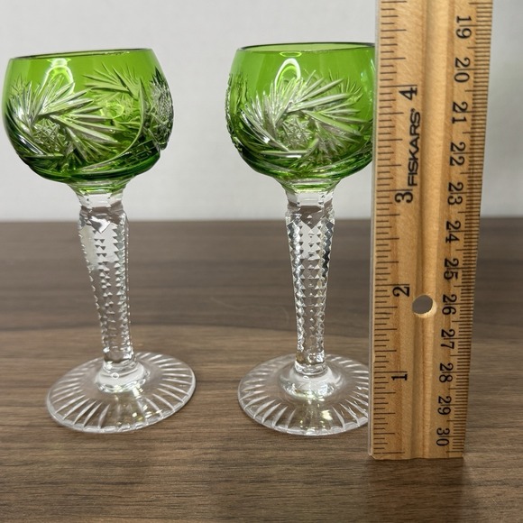 Set Of 2 Vintage Mini Green Cut to Clear Bohemian Crystal Cordial Glasses 4.5" - Picture 7 of 8